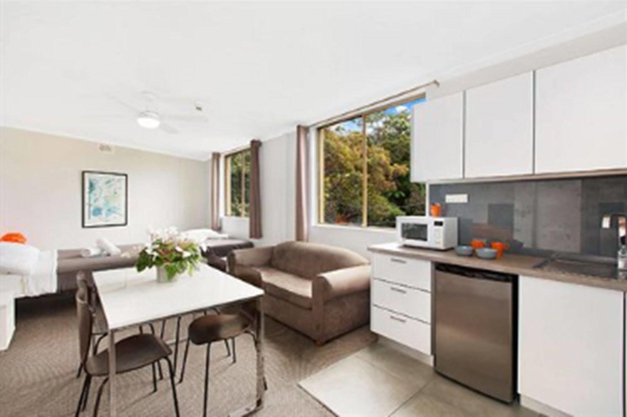 Manly Beachside Apartments Exterior photo