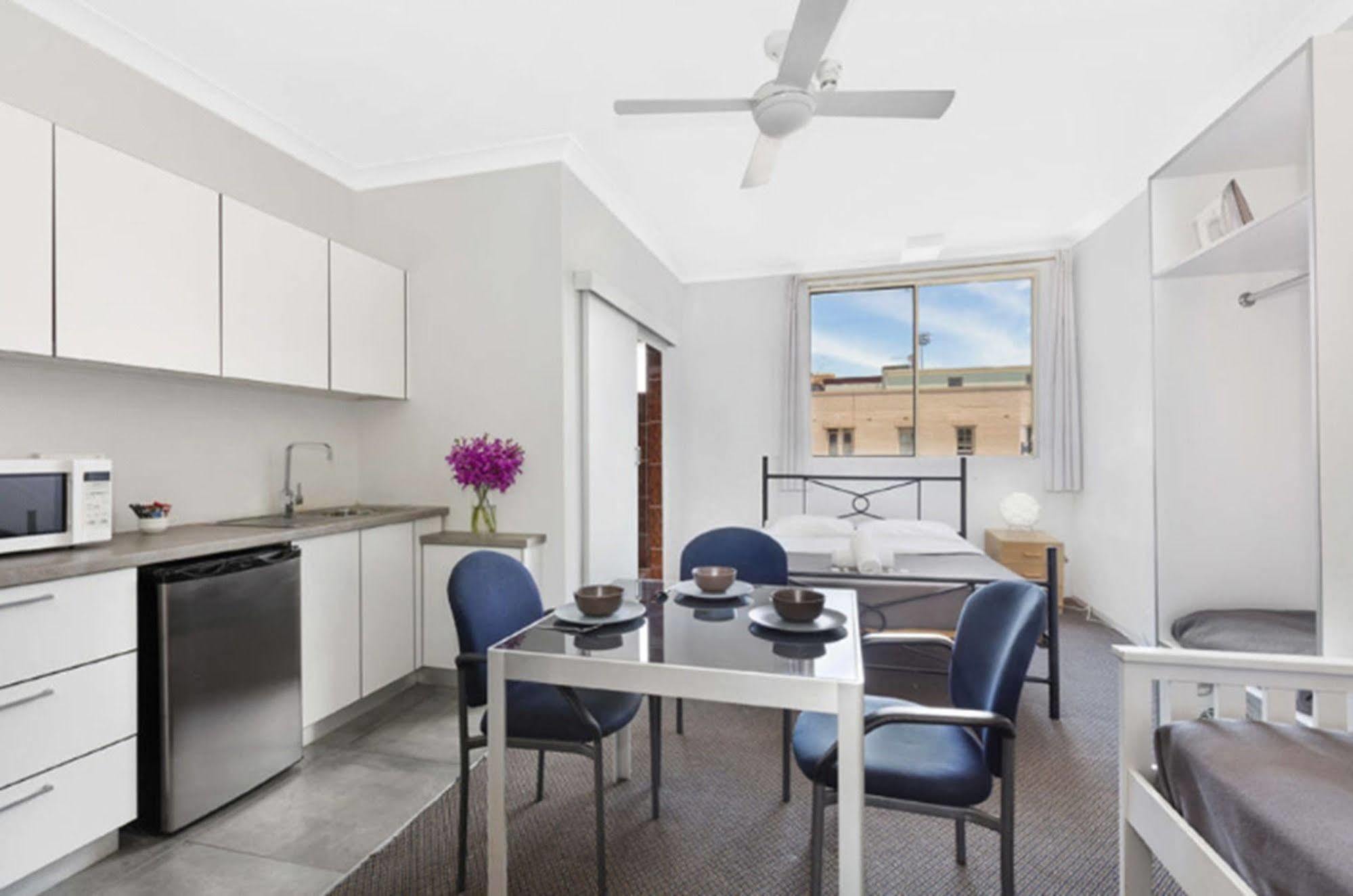 Manly Beachside Apartments Exterior photo